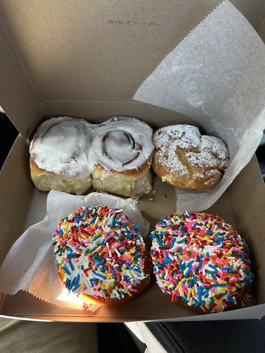 White Rose Bakery Picture 2