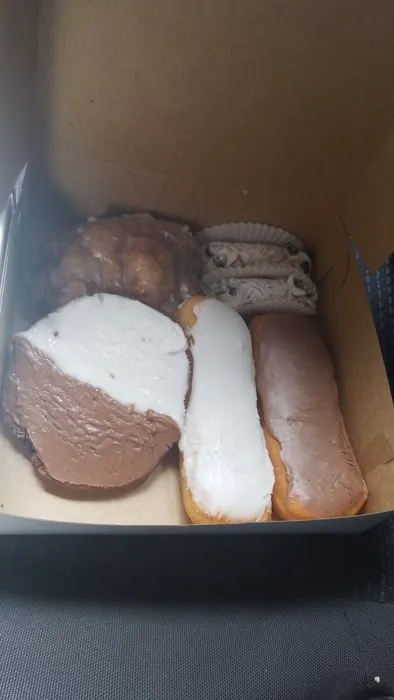 White Rose Bakery Picture 5