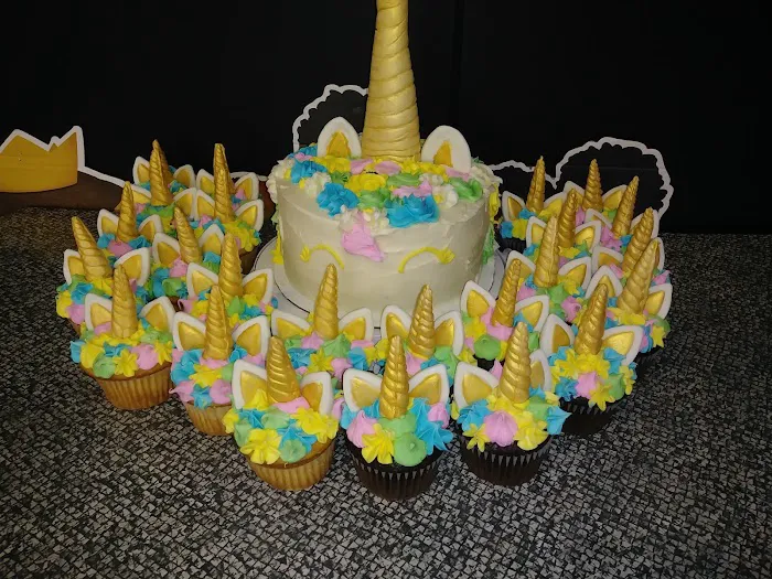 D and K Cakes Picture 7