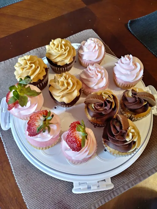 D and K Cakes Picture 9