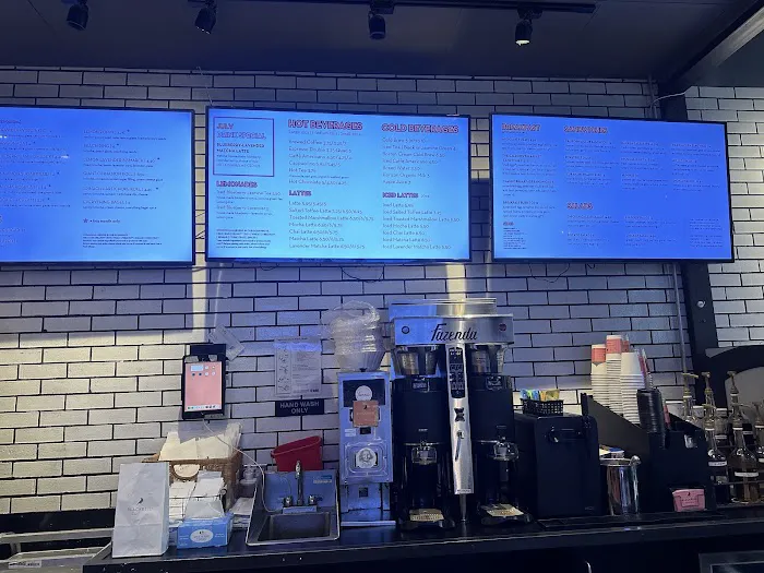 Blackbird Doughnuts / Sally's Sandwiches - South End Picture 8