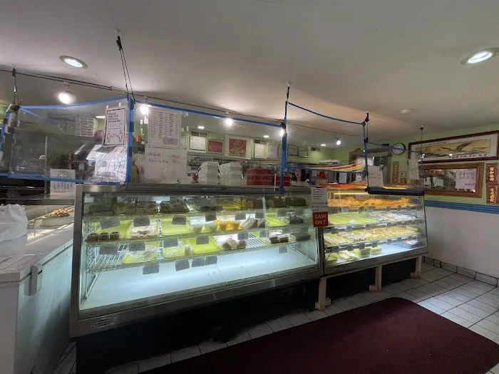 May's Cake House Picture 2