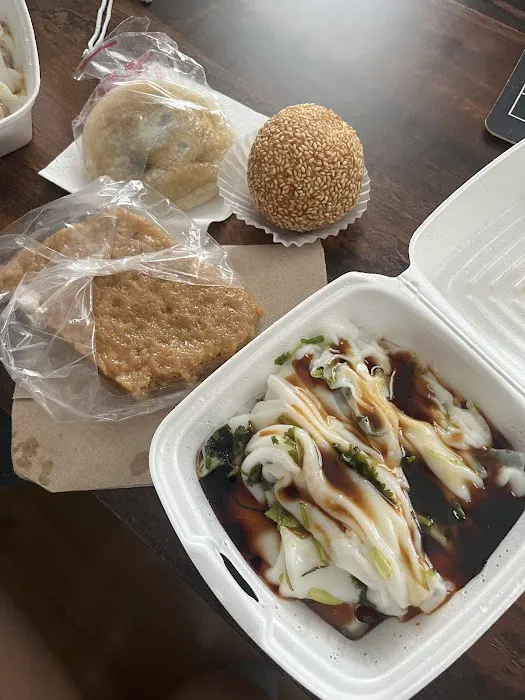 May's Cake House Picture 9