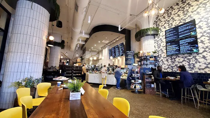 Flour Bakery + Cafe Picture 3