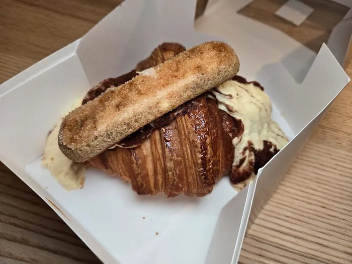 Lakon Paris Patisserie Seaport Picture 5