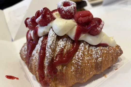 Lakon Paris Patisserie Seaport
