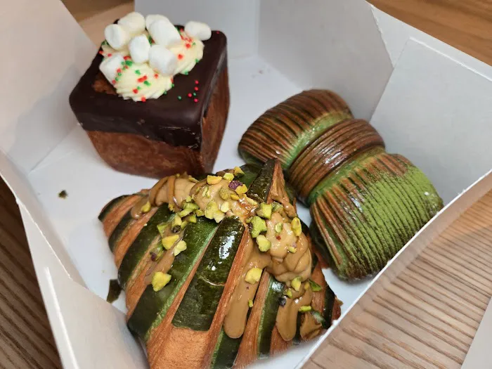 Lakon Paris Patisserie Seaport Picture 4