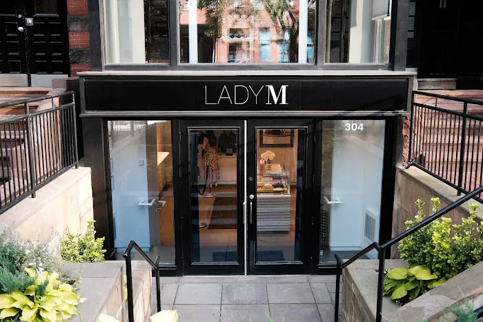 Lady M Cake Boutique - Boston Picture 9