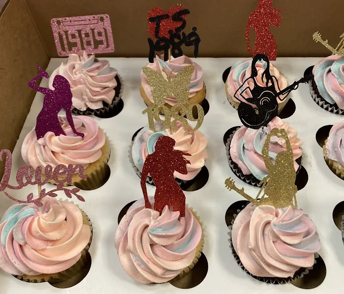 Dazzle Cupcakes Picture 10