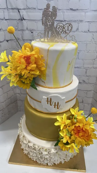 Elvia's cakes and cupcakes Picture 1