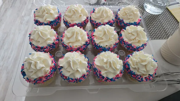Carina's Cakes Picture 7