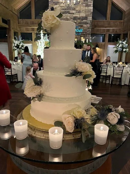 Chickadee Hill Cakes Picture 2