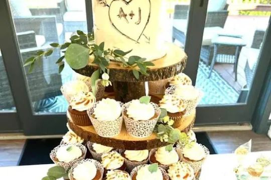 Chickadee Hill Cakes