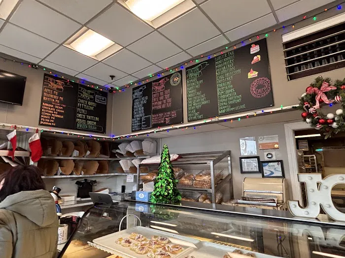 Colarusso's Bakery Picture 2