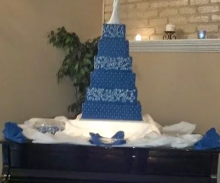 Cheryl Robin Cakes