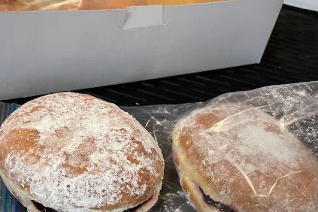 Baker Ben's Bakery