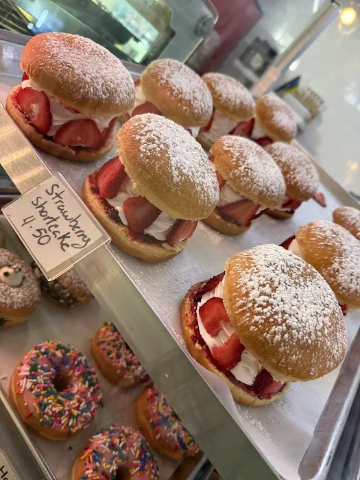 Donerds Donuts Picture 5