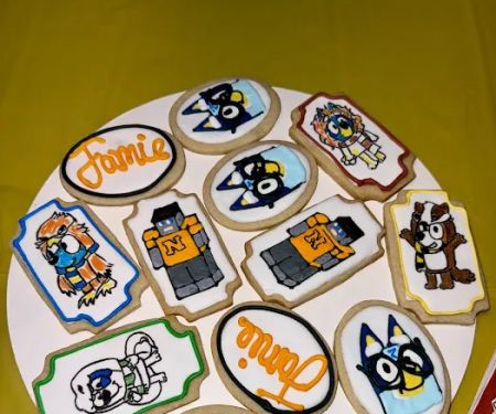 EllieCakes & CO.