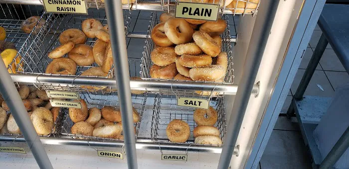 Roxbury Bagel & Deli Picture 6
