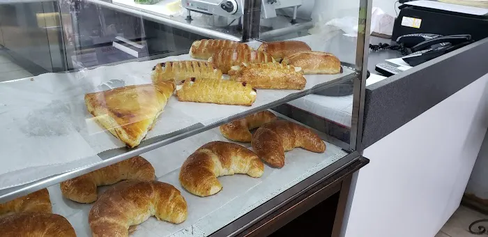 Roxbury Bagel & Deli Picture 5