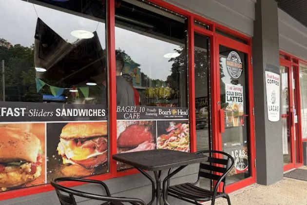 Bagel 10 Cafe - Hackettstown