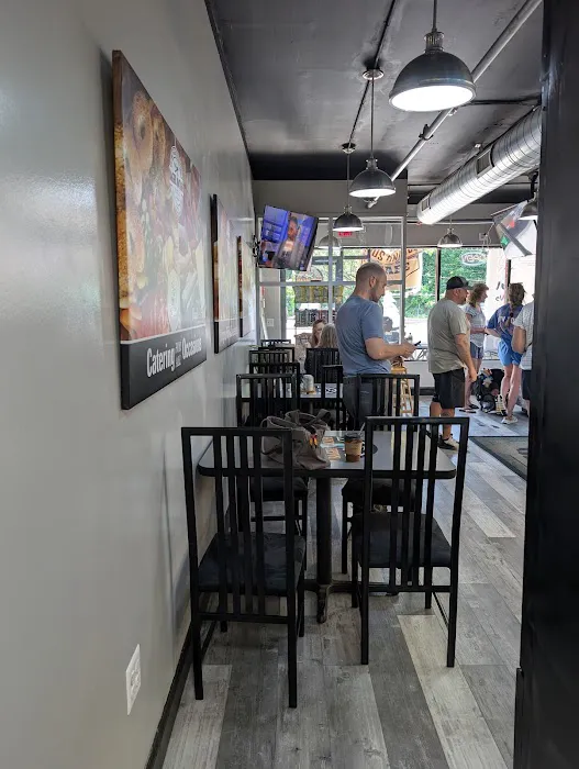 Bagel 10 Cafe - Hackettstown Picture 8