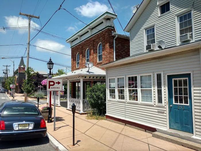 Harper's Bakery Picture 2