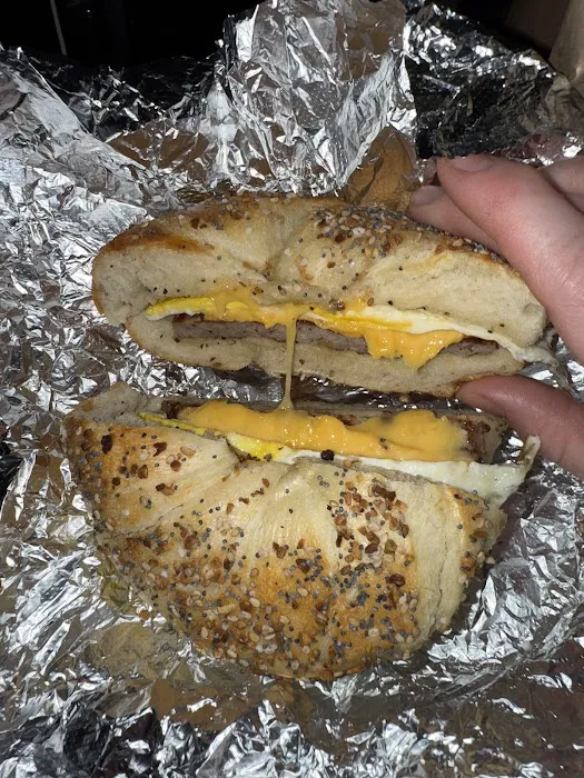 Pop's Bagel Shop Picture 2