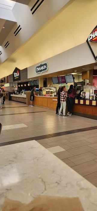 Cinnabon Picture 7