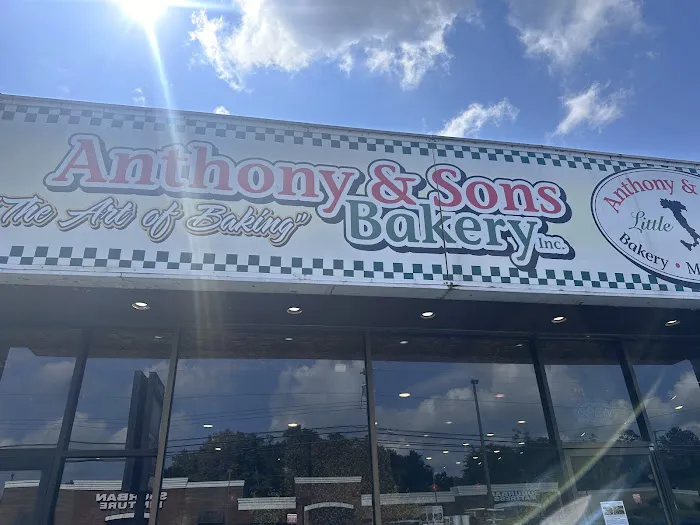 Anthony & Sons Bakery & Italian Deli Picture 6