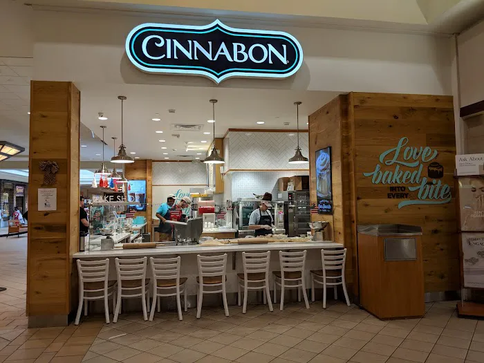 Cinnabon Picture 10