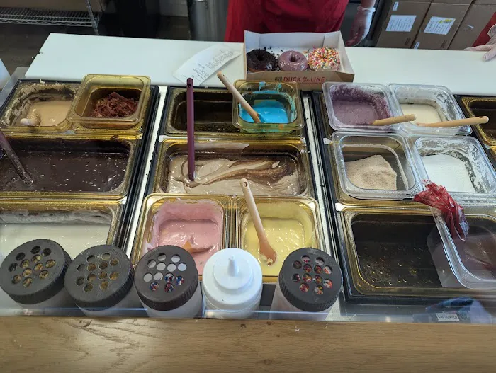 Duck Donuts Picture 4