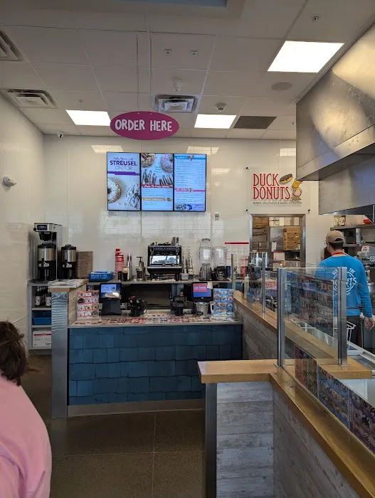 Duck Donuts Picture 3