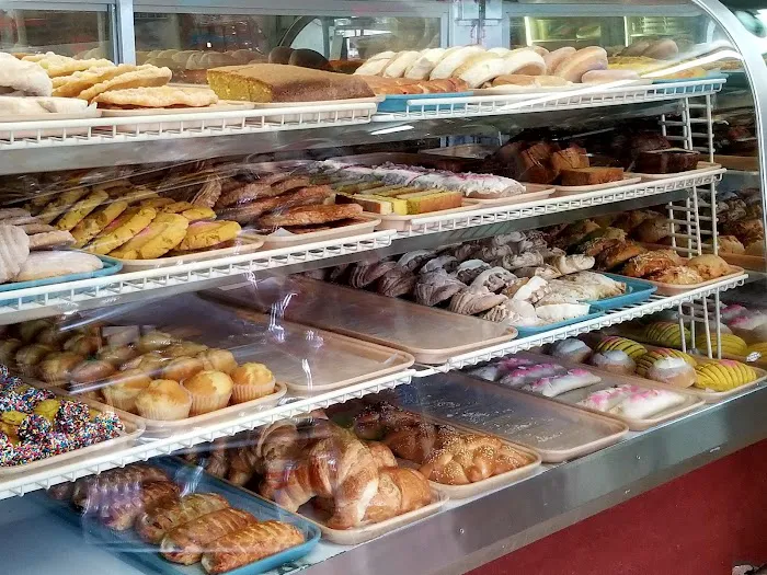 Torres Bakery Picture 5