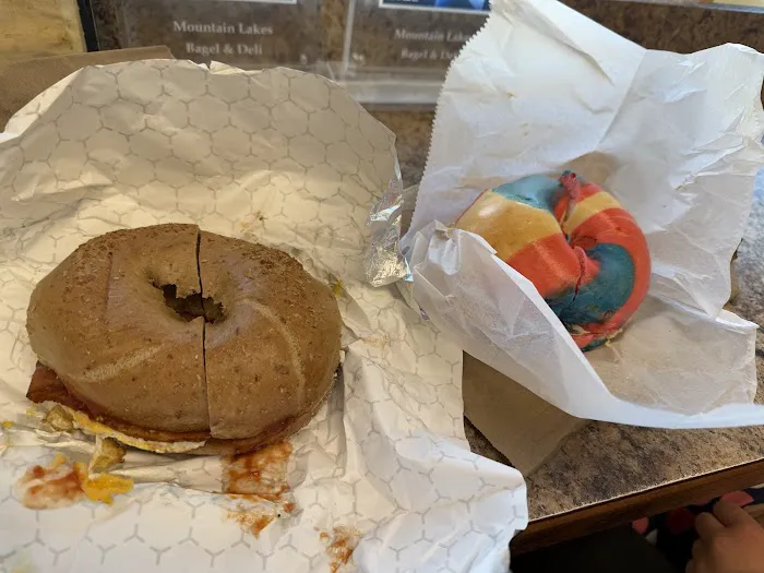 Mountain Lakes Bagel & Deli Picture 2