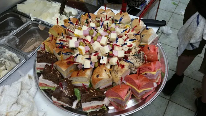 Mountain Lakes Bagel & Deli Picture 10