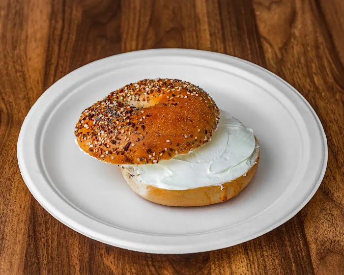 J&M BAGEL & DELI Picture 6
