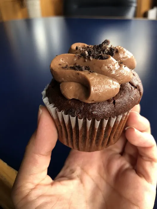 Mr. Cupcakes Picture 1