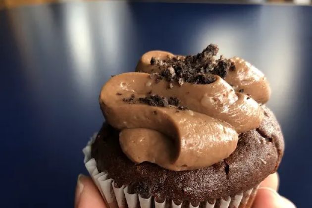 Mr. Cupcakes