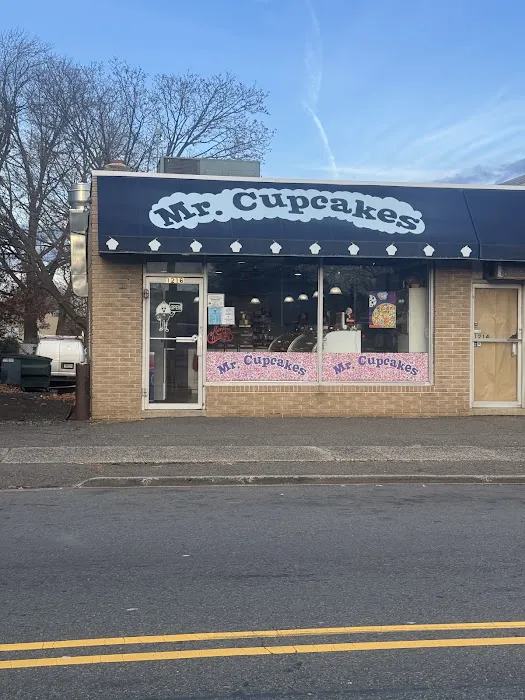 Mr. Cupcakes Picture 5