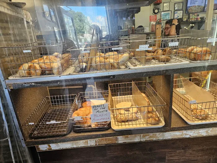 Plaza Bagels & Deli Picture 1