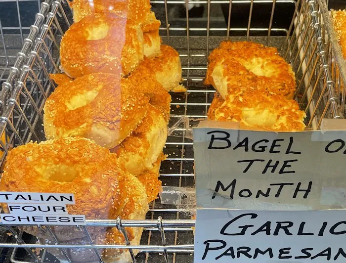 Plaza Bagels & Deli Picture 4