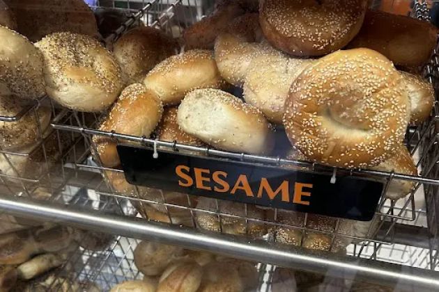 House of Bagels