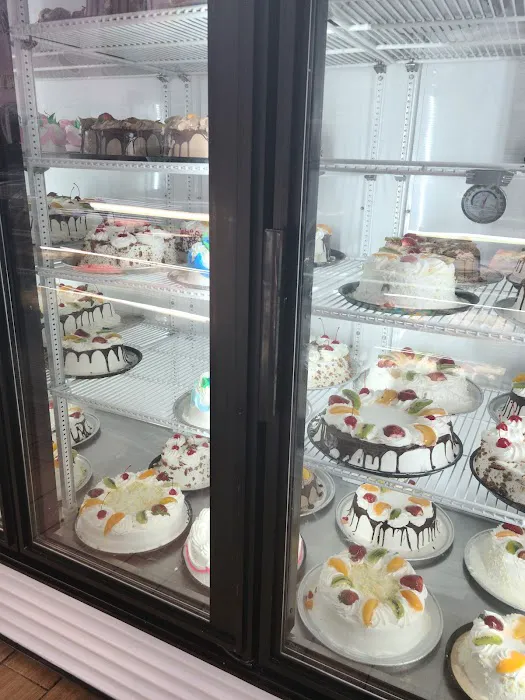 Selena Bakery Picture 5