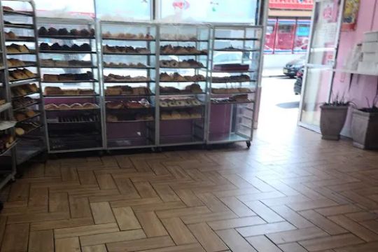 Selena Bakery