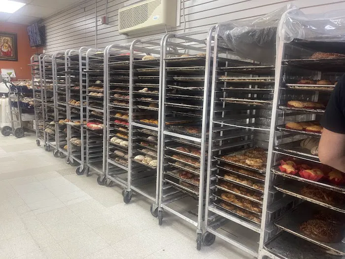 La Ideal Mexican Bakery Picture 2