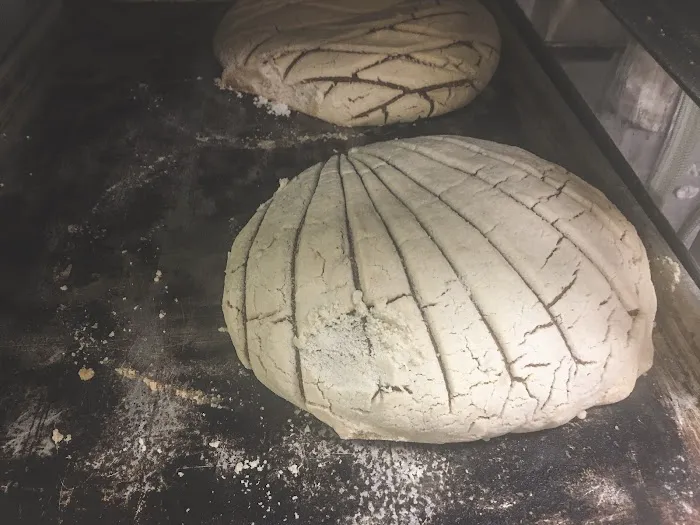 La Ideal Mexican Bakery Picture 3