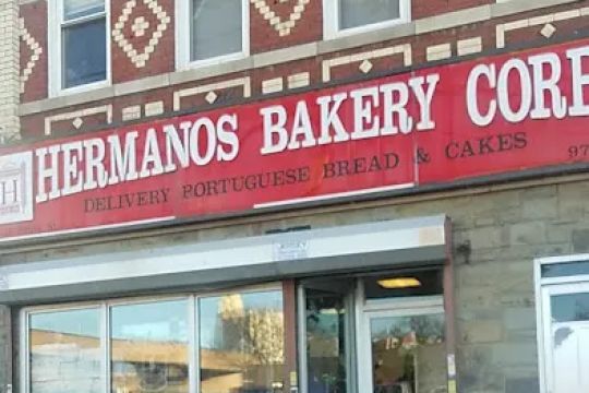 Hermanos Bakery