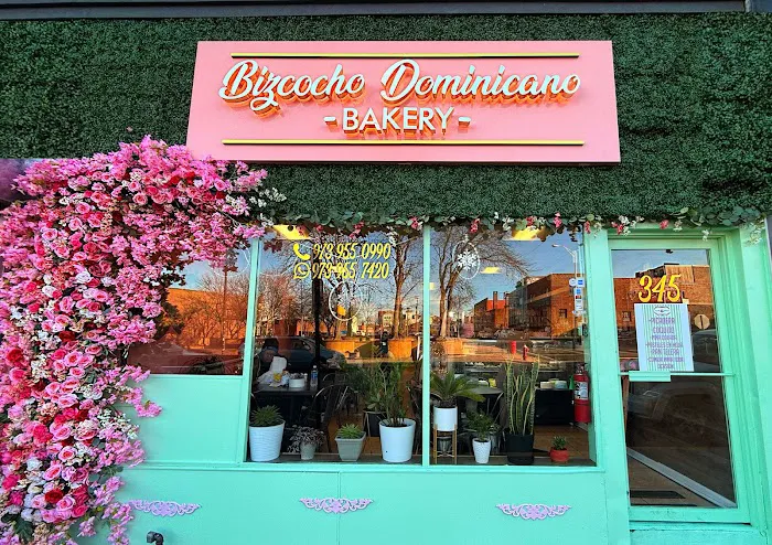 Bizcocho Dominicano Bakery & Restaurant Picture 4
