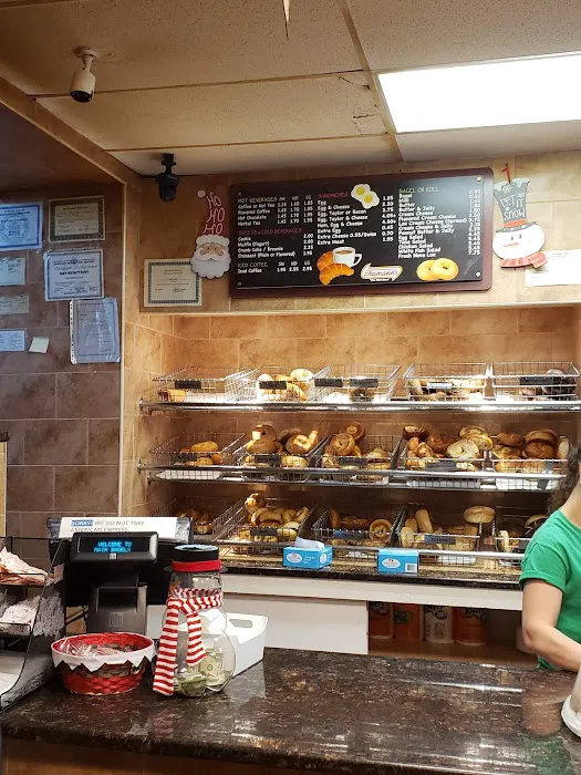 Main Bagels Picture 8